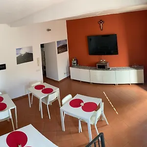 rooms-teatro-greco.taorminaitalyhotels.com/